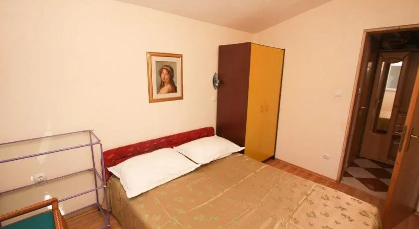Vila Sale - Image 1
