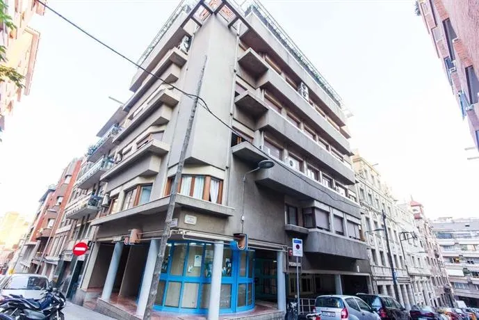 Barcelona Top Secret - Image 1