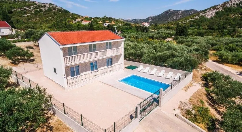 Villa Dragobratović - Image 1