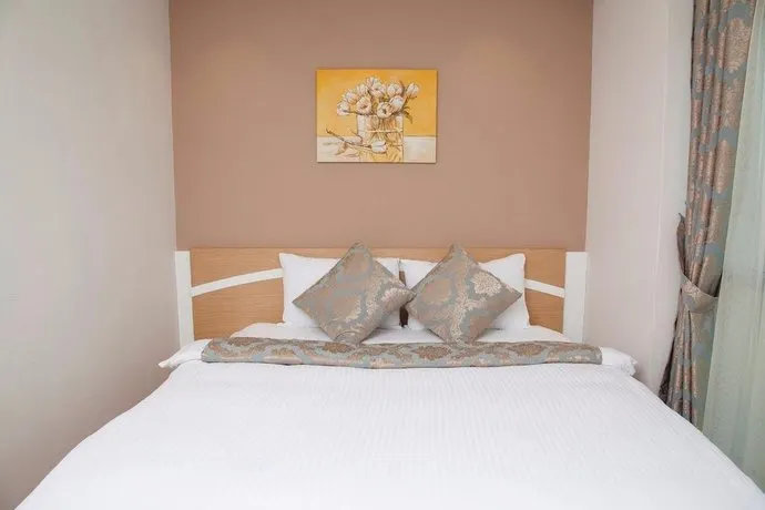 Viona Hotel - Image 1