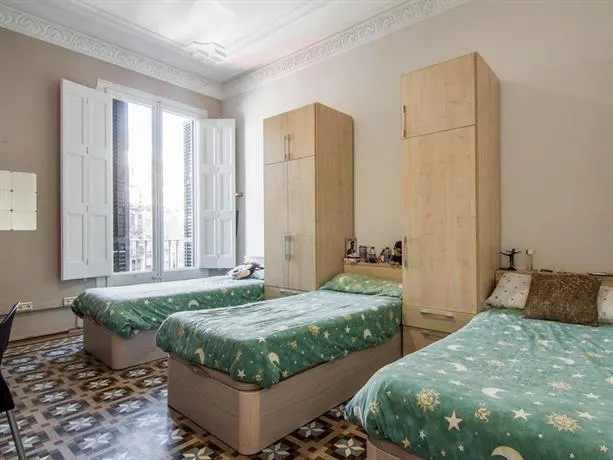 B&B Estudiantes Balmes - Image 1