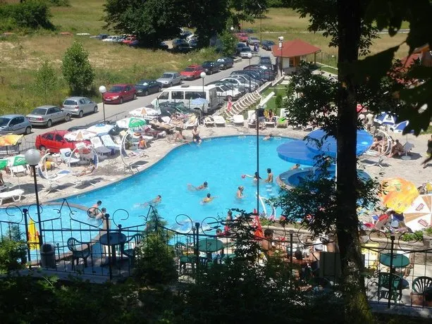 Hotel Complex Livadite - Image 1