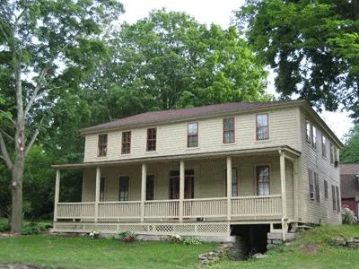 Stagecoach Inn - Image 1