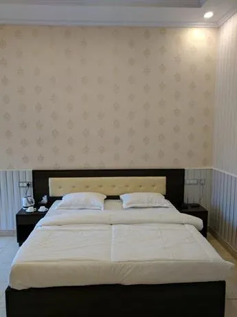 Gulmohar Garden and Motel - Image 1