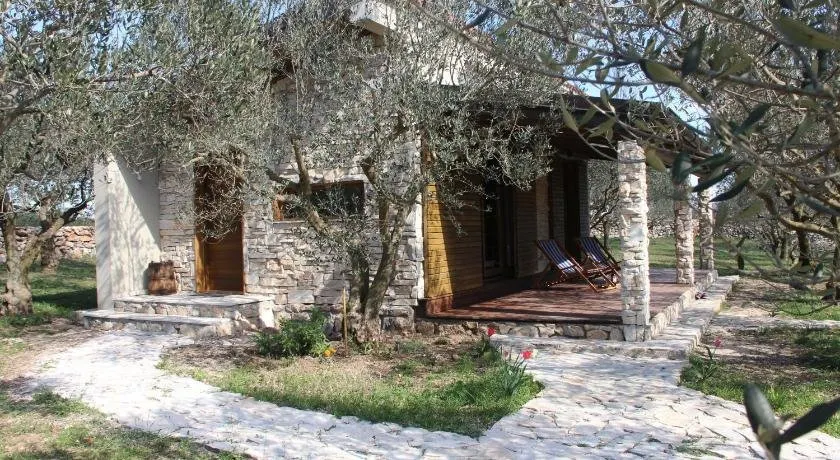 Property Romanca - Image 1