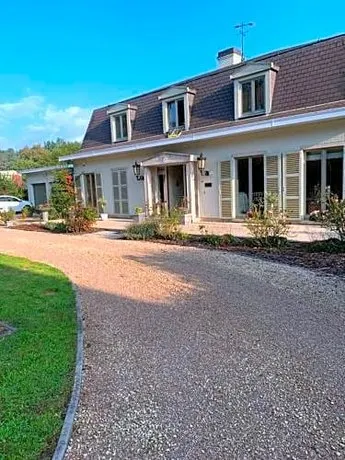 Kamer Met Zicht Op De Velden - Image 1