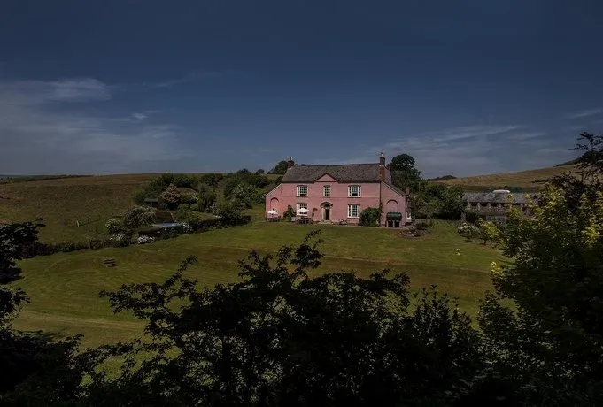 Wood Advent Farm - Image 1
