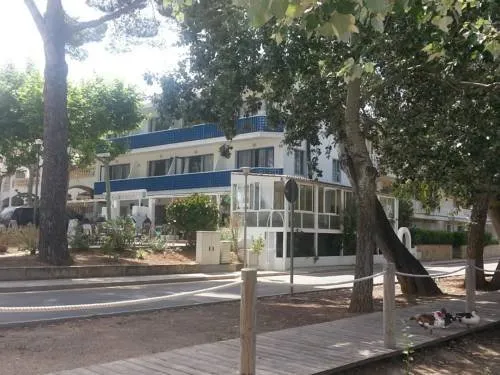 Canyamar Beach Hotel - Image 1