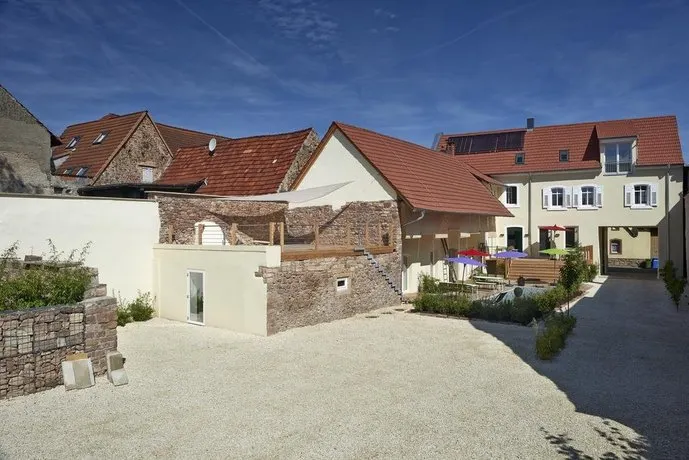 Rothfuss Hotel - Image 1