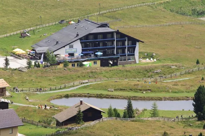 Kinderhotel Schneekonig - Image 1