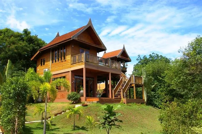 Good Time Resort - Image 1
