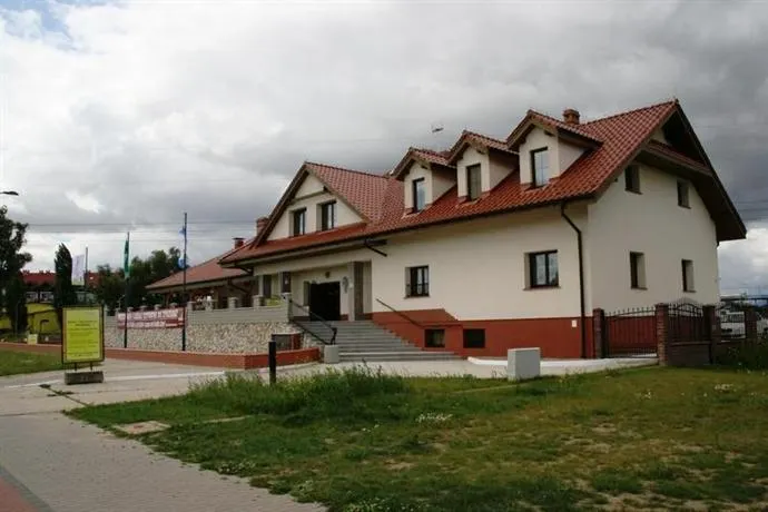 Hotel i Restauracja Dworski - Image 1