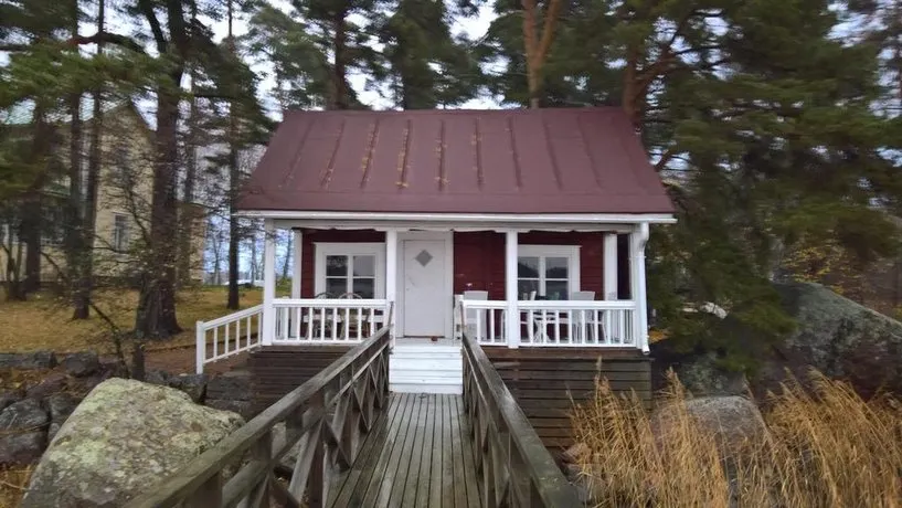 Kesahostelli Karkisaari - Image 1