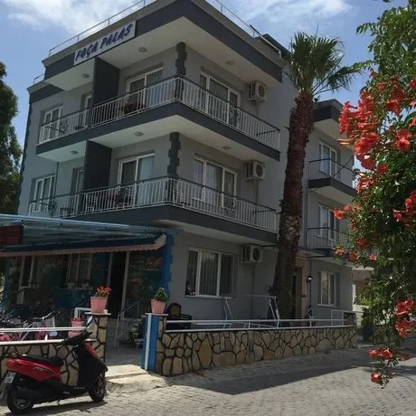 Foca Palas Pension - Image 1