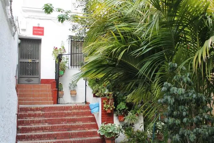 Apartamentos Victoria - Image 1