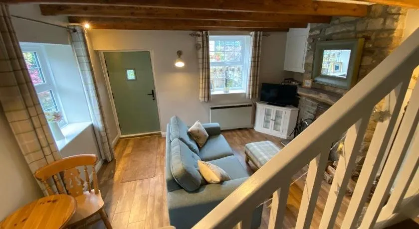 Hideaway Cottage - Image 1