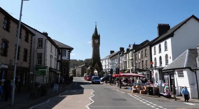 Tyn Fron - Three Bedroom House Sleeps 5 - Image 1