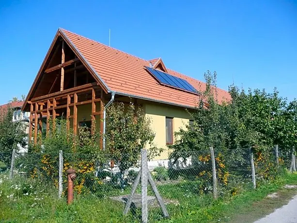 Buzavirag Tabor - Image 1