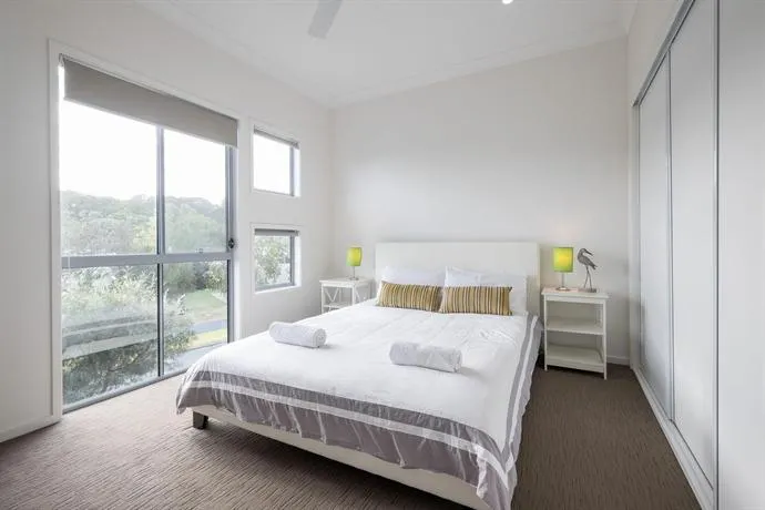 Island Time Redland - Image 1