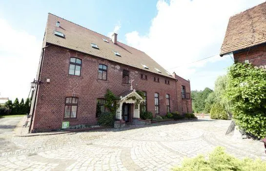 Winnice Jaworek - Image 1