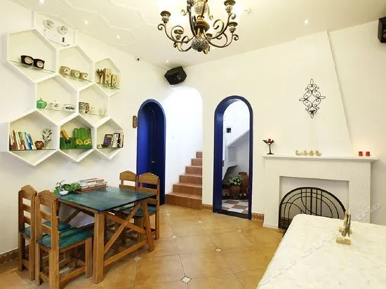 Oia Inn - Image 1