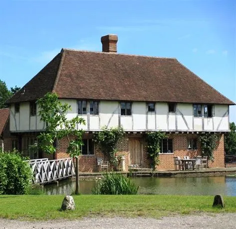 Waters End Farm B&B - Image 1