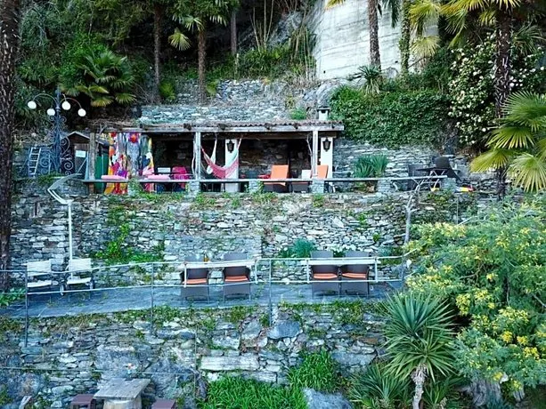 BnB 122 - Image 1