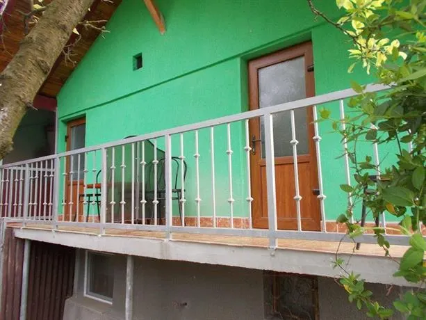 Casa Rica - Image 1
