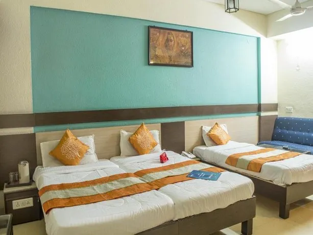 Oyo Rooms Peer Gate Bhopal - Image 1