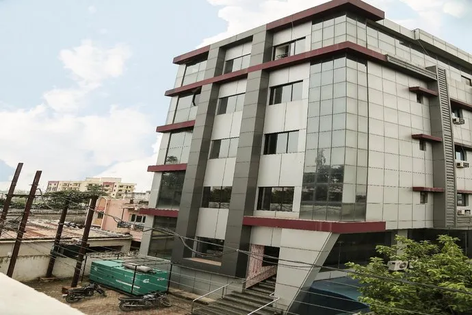 Hotel Pink Pearl - Image 1
