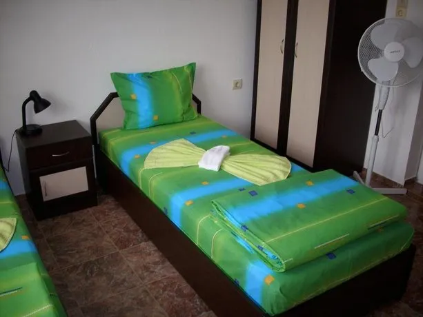 Georgievi Guest House - Image 1