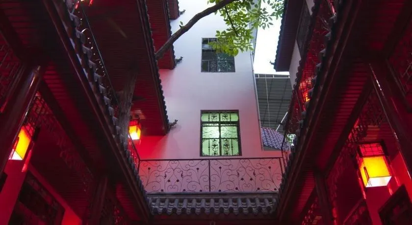 Xian Myfo Wan Shun Yuan Inn - Image 1