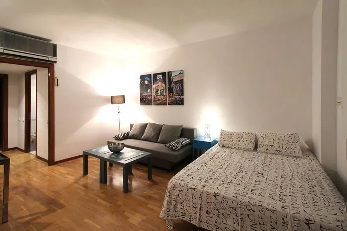 Apartamentos Castilla Luz 2 - Image 1
