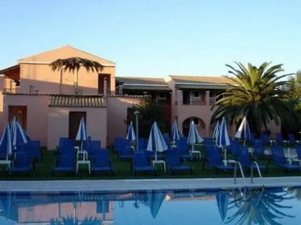 Kostas Apartments - Image 1
