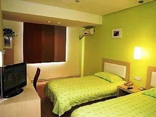 Rest Motel - Image 1
