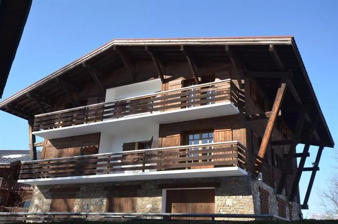 Chalet Arnica - Image 1