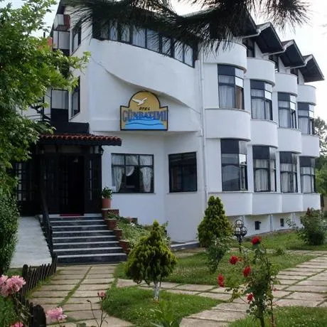 Gunbatimi Hotel - Image 1