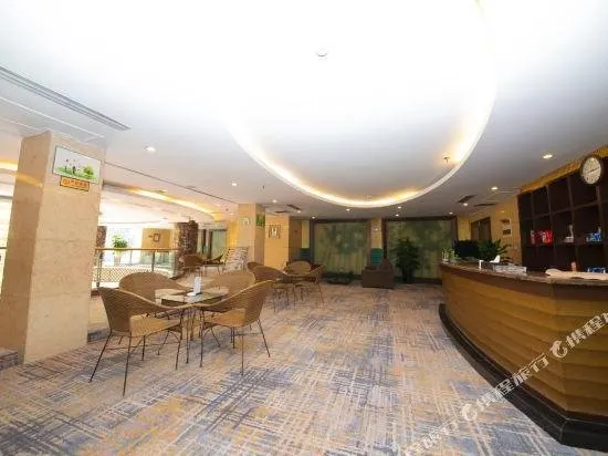 Donghu International Hotel - Image 1