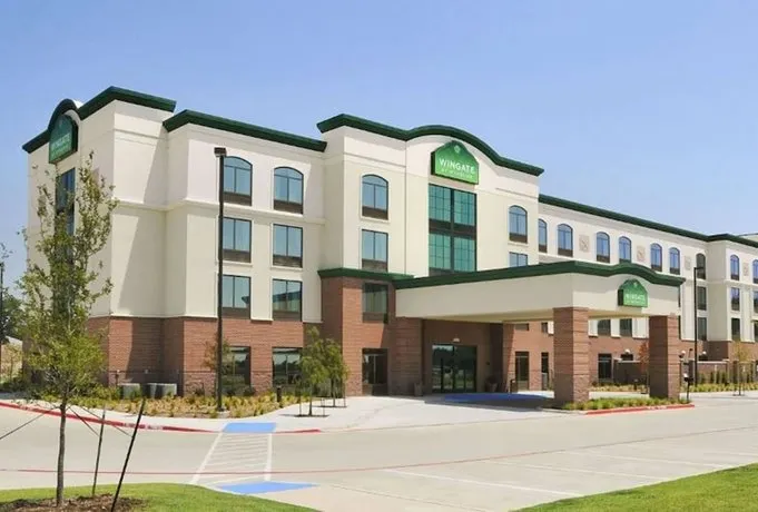 Wingate By Wyndham Frisco - Image 1