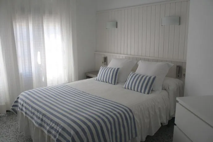 Hostal La Florida - Image 1
