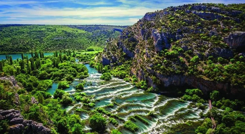 Romana - Image 1