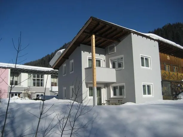 Alpen Chalet Eben - Image 1