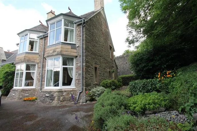 Headmasters Cottage - Image 1