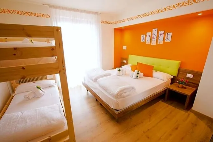 Hotel Montana Fai della Paganella - Image 1