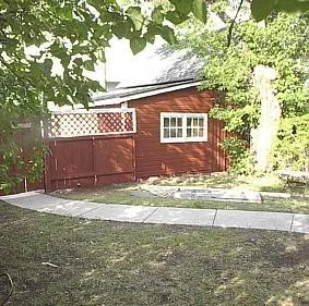 The Sleepy Senator Guest House - Image 1