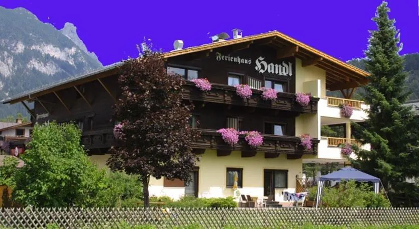 Appartementhaus Handl - Image 1