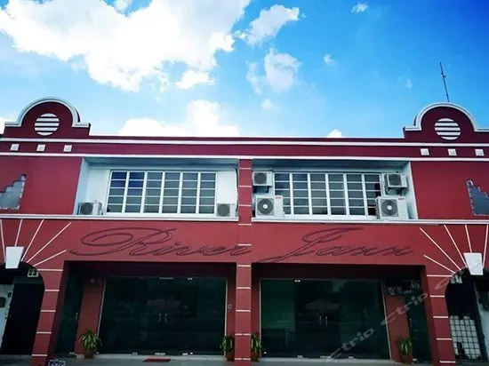 Bluesky Inn - Image 1