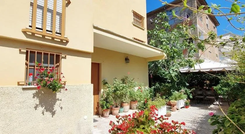 Affittacamere Zona Caserma-Stazione - Image 1