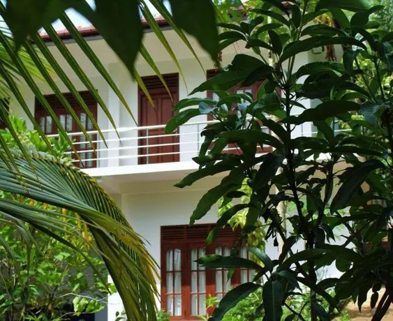 Piyasa Rest - Image 1