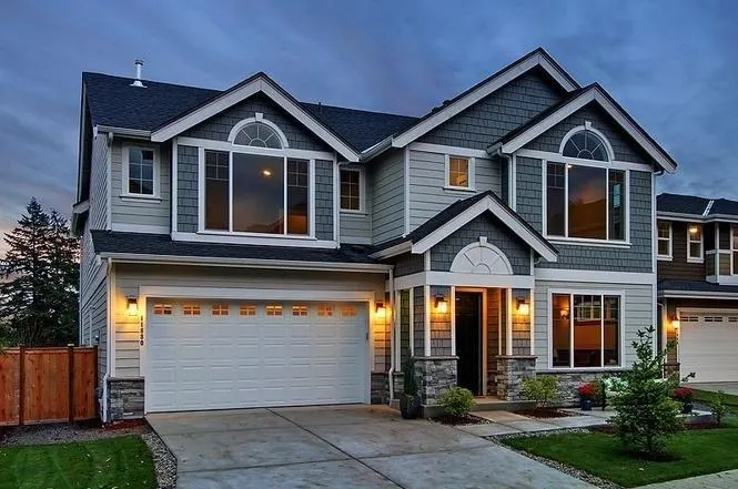Beautiful Redmond Home - Image 1